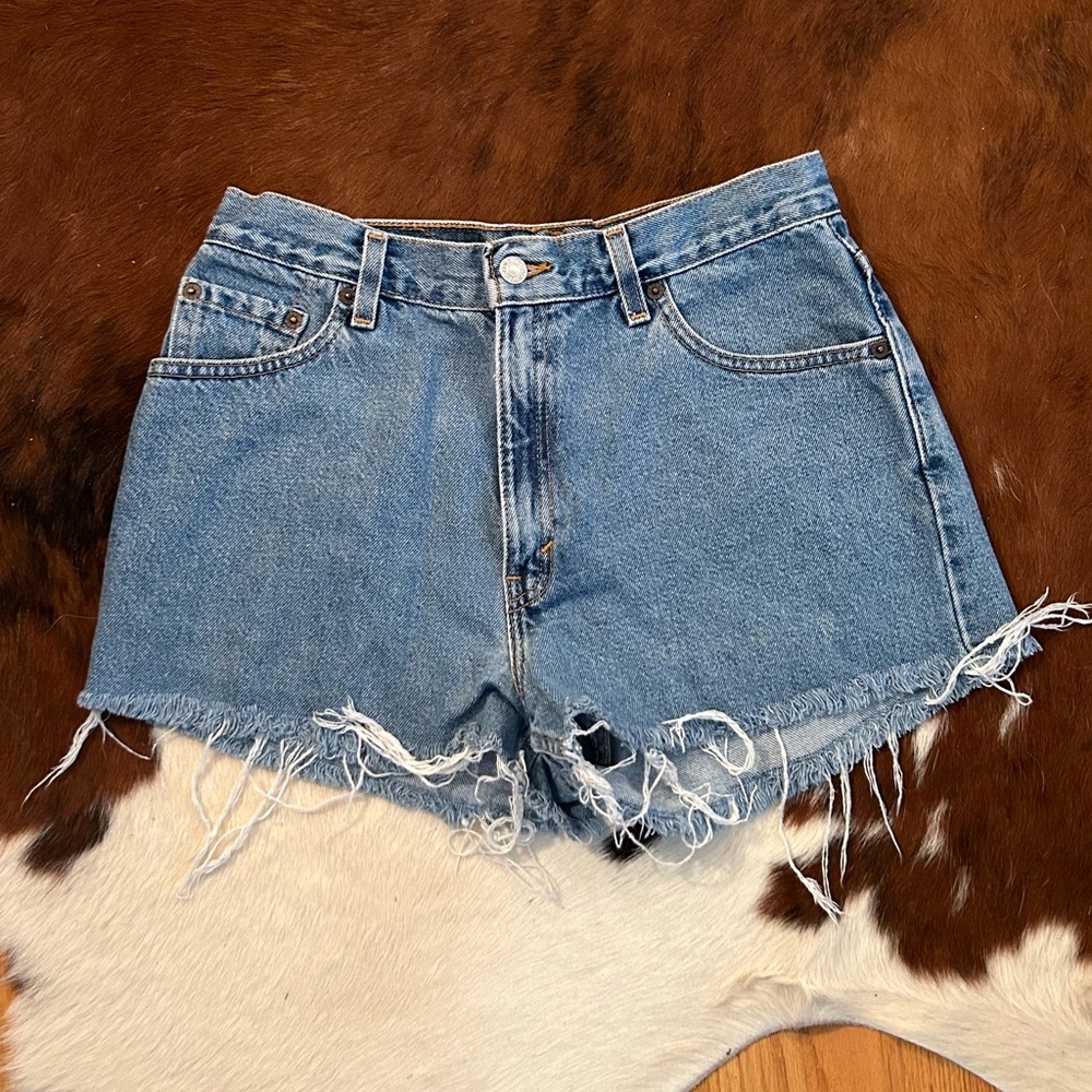 Vintage Levi 550 Cropped Shorts
